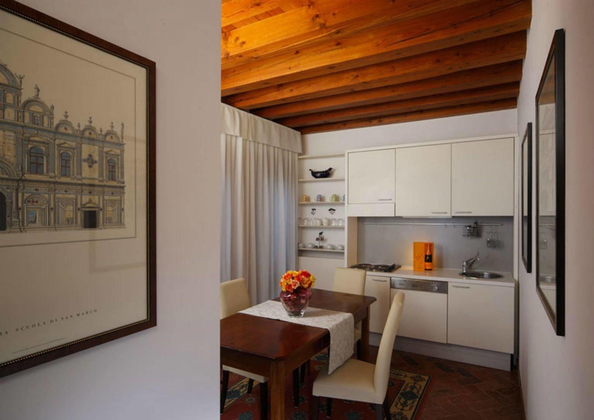 Hotel Al Duca Di Venezia Экстерьер фото
